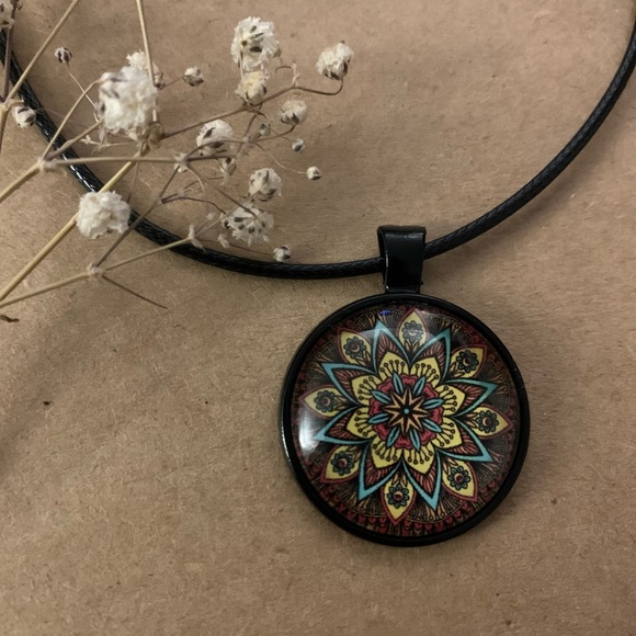 Handmade Mandala Cabochon Pendant Necklace - Picture 3 of 7